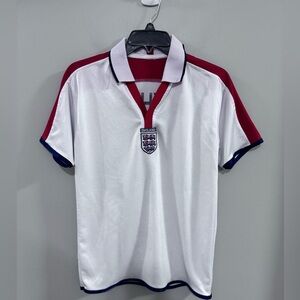 Men's England 2003-2004 Home Jersey with Polo Collar. David Beckham